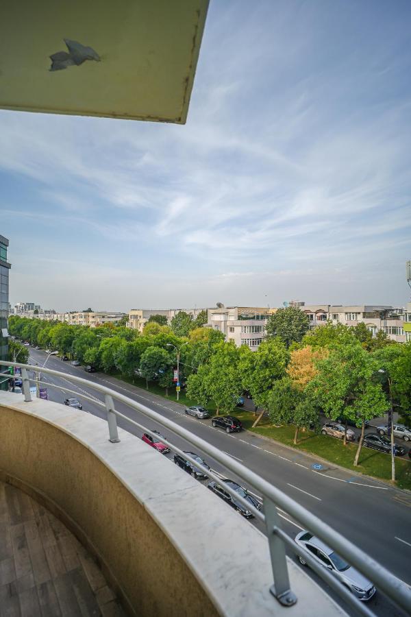 Penthouse With Huge Rooftop & Amazing City View 布加勒斯特 外观 照片